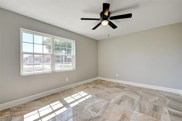 8915 Klondike Street, Houston, TX 77075