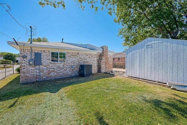 8915 Klondike Street, Houston, TX 77075