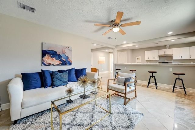 8915 Klondike Street, Houston, TX 77075