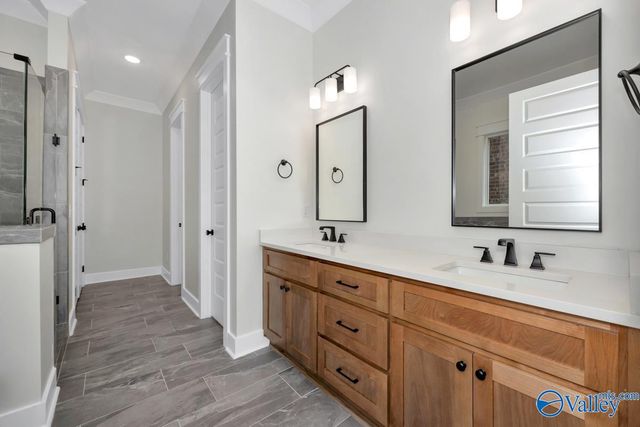 7806 Lake Walk Way, Owens Cross Roads, AL 35763