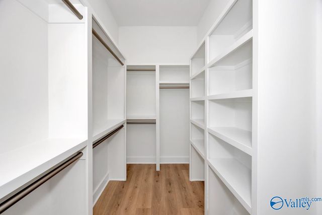 7806 Lake Walk Way, Owens Cross Roads, AL 35763