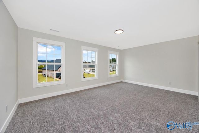 7806 Lake Walk Way, Owens Cross Roads, AL 35763