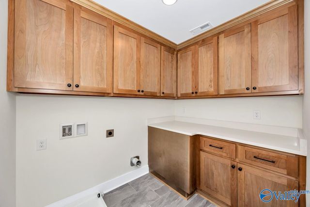 7806 Lake Walk Way, Owens Cross Roads, AL 35763