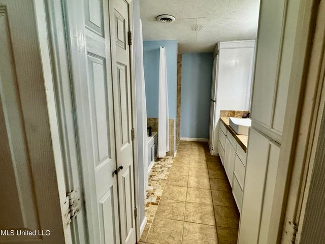 250 Everett Church Road, Mendenhall, MS 39114