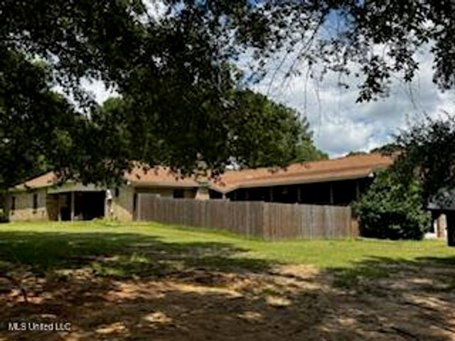 250 Everett Church Road, Mendenhall, MS 39114