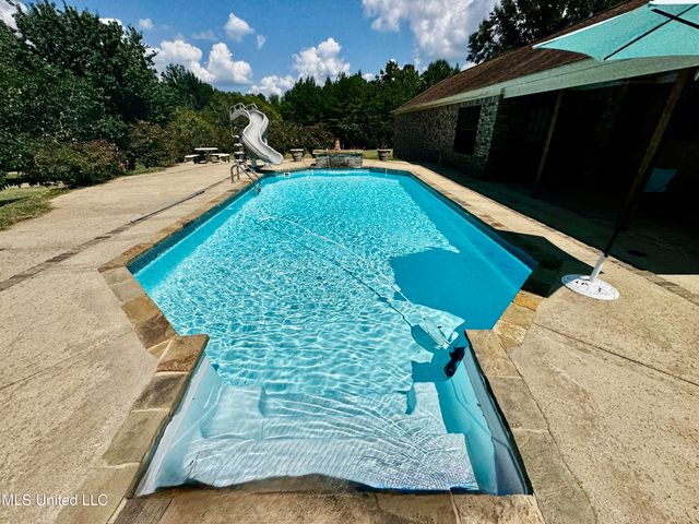 250 Everett Church Road, Mendenhall, MS 39114