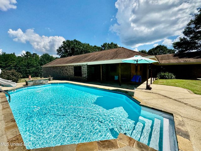 250 Everett Church Road, Mendenhall, MS 39114
