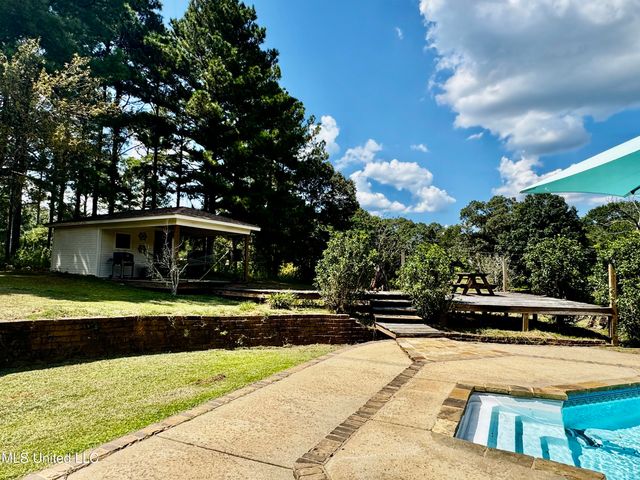 250 Everett Church Road, Mendenhall, MS 39114