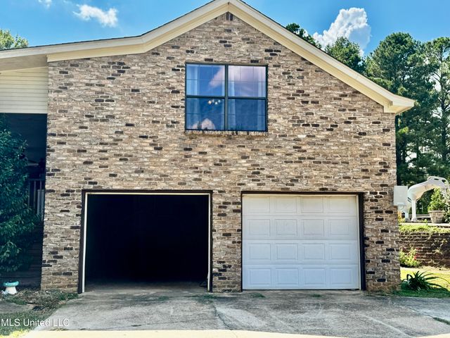 250 Everett Church Road, Mendenhall, MS 39114