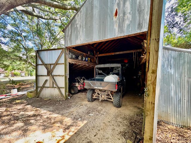 250 Everett Church Road, Mendenhall, MS 39114