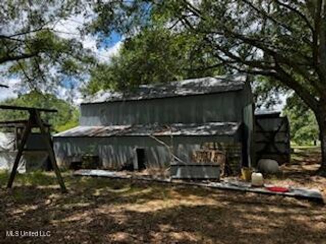 250 Everett Church Road, Mendenhall, MS 39114