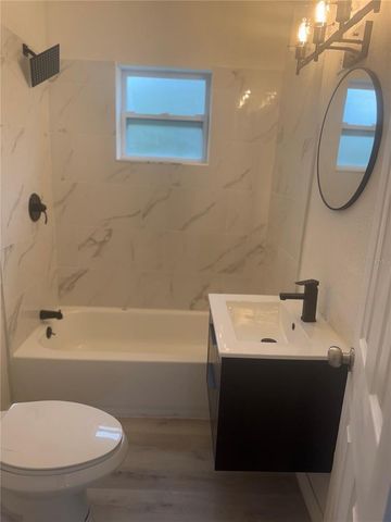 2549 OLIVE AVENUE, Lake Wales, FL 33898