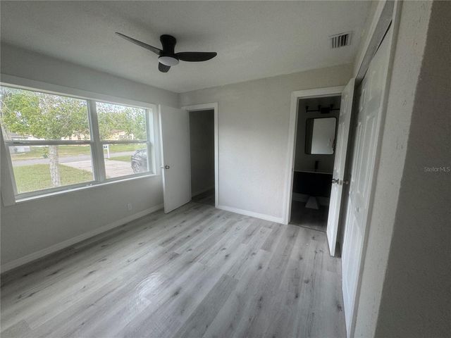 2549 OLIVE AVENUE, Lake Wales, FL 33898