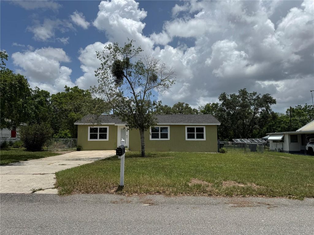 2549 OLIVE AVENUE, Lake Wales, FL 33898