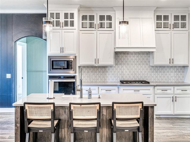 1204 N Wisteria Terrace, Mustang, OK 73064