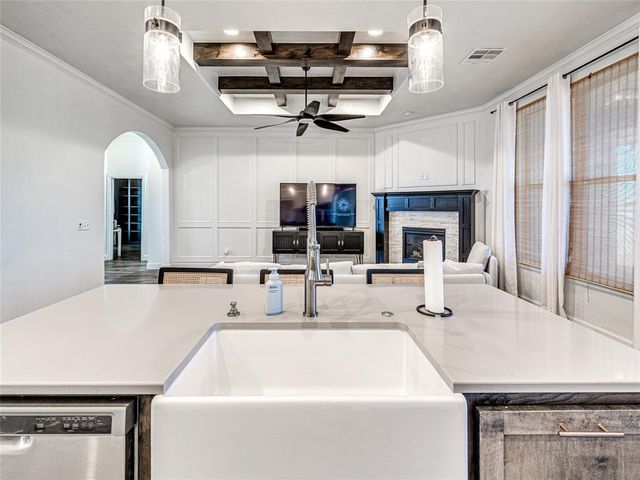 1204 N Wisteria Terrace, Mustang, OK 73064