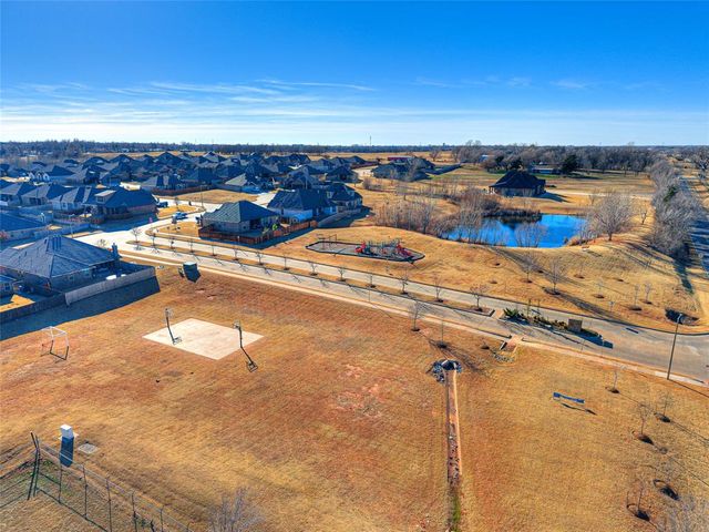 1204 N Wisteria Terrace, Mustang, OK 73064