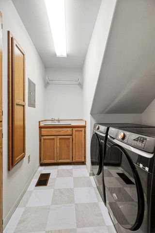 1672 St Andrews Drive, Redding, CA 96003