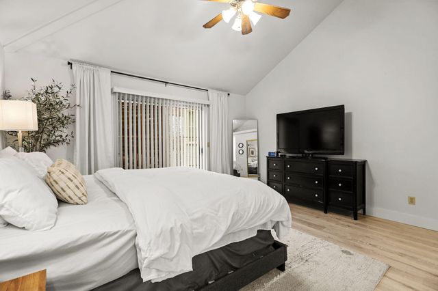 1672 St Andrews Drive, Redding, CA 96003