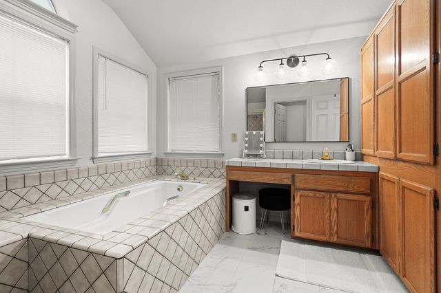 1672 St Andrews Drive, Redding, CA 96003