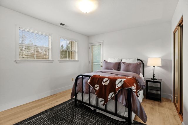 1672 St Andrews Drive, Redding, CA 96003