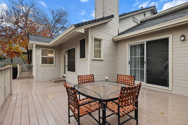 1672 St Andrews Drive, Redding, CA 96003