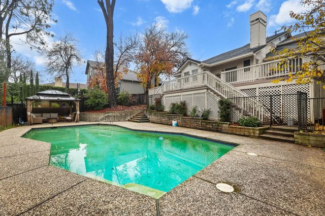 1672 St Andrews Drive, Redding, CA 96003