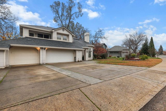 1672 St Andrews Drive, Redding, CA 96003