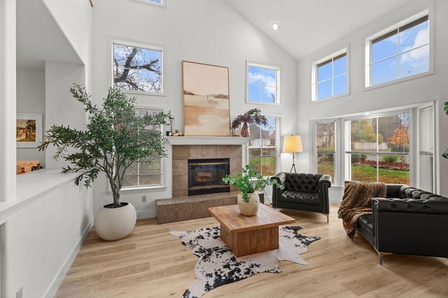 1672 St Andrews Drive, Redding, CA 96003