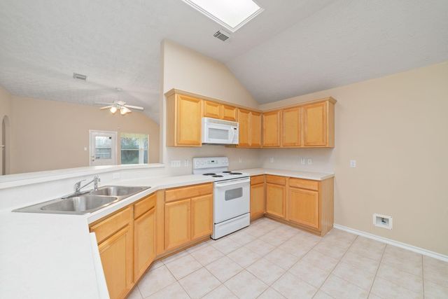 20511 Bouganvilla Blossom Ln Lane, Cypress, TX 77433