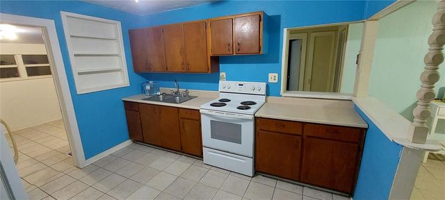 1115 NW 22ND AVENUE, Gainesville, FL 32609