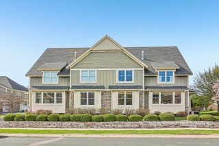 15704 Cobblestone Lake Parkway, Apple Valley, MN 55124