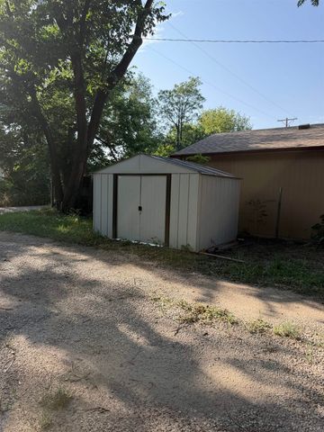 1449 S Wichita, Wichita, KS 67213
