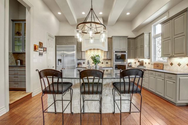 2900 Water Bank CV, Austin, TX 78746