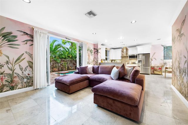 1703 NE 11th Street 1703, Fort Lauderdale, FL 33304