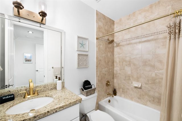 1703 NE 11th Street 1703, Fort Lauderdale, FL 33304