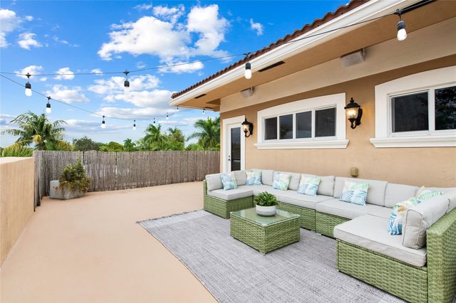 1703 NE 11th Street 1703, Fort Lauderdale, FL 33304