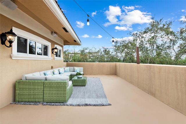 1703 NE 11th Street 1703, Fort Lauderdale, FL 33304