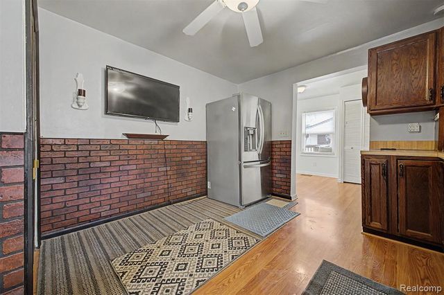 29438 Elmwood Street, Garden City, MI 48135