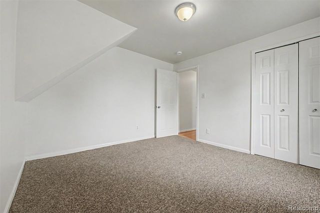 29438 Elmwood Street, Garden City, MI 48135