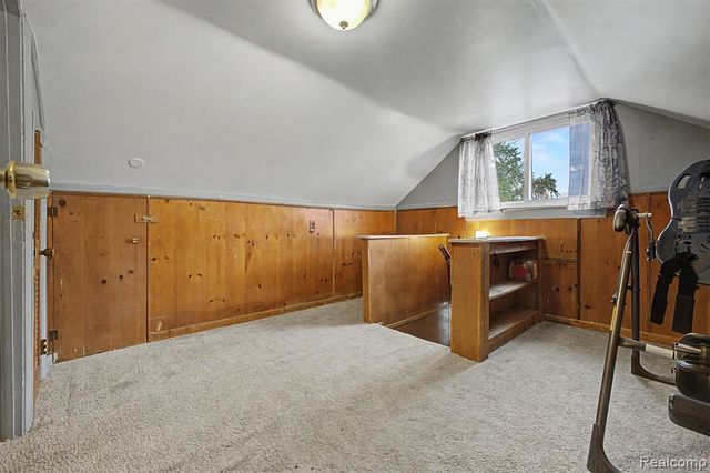29438 Elmwood Street, Garden City, MI 48135