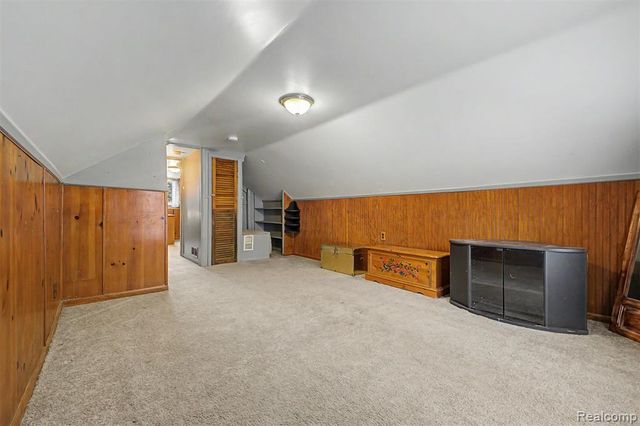 29438 Elmwood Street, Garden City, MI 48135