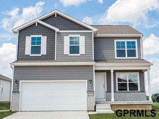 11968 S 114th Avenue, Papillion, NE 68046
