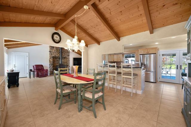 6840 Hickory Ave, Orangevale, CA 95662