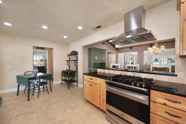 6840 Hickory Ave, Orangevale, CA 95662