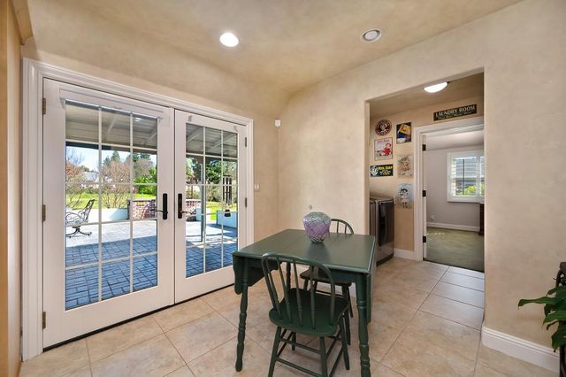 6840 Hickory Ave, Orangevale, CA 95662