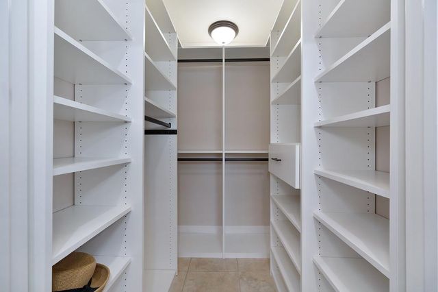 6840 Hickory Ave, Orangevale, CA 95662