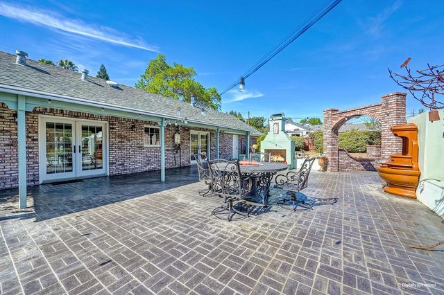 6840 Hickory Ave, Orangevale, CA 95662