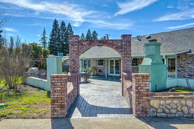 6840 Hickory Ave, Orangevale, CA 95662