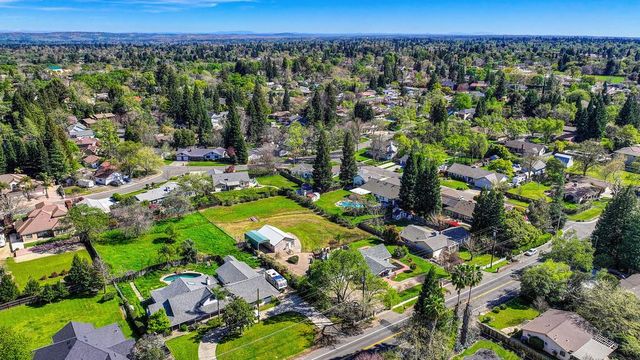 6840 Hickory Ave, Orangevale, CA 95662